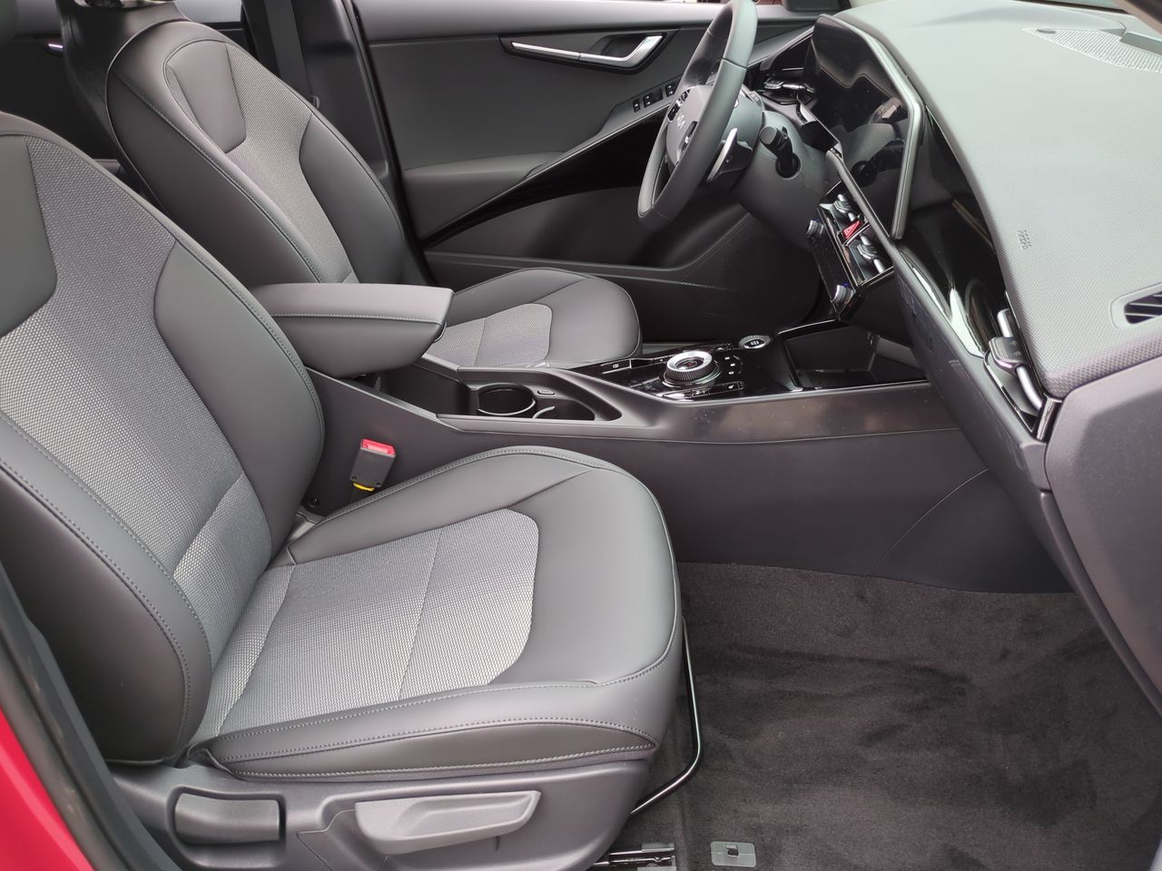 2025 Kia Niro Plug-In Hybrid EX photo 22