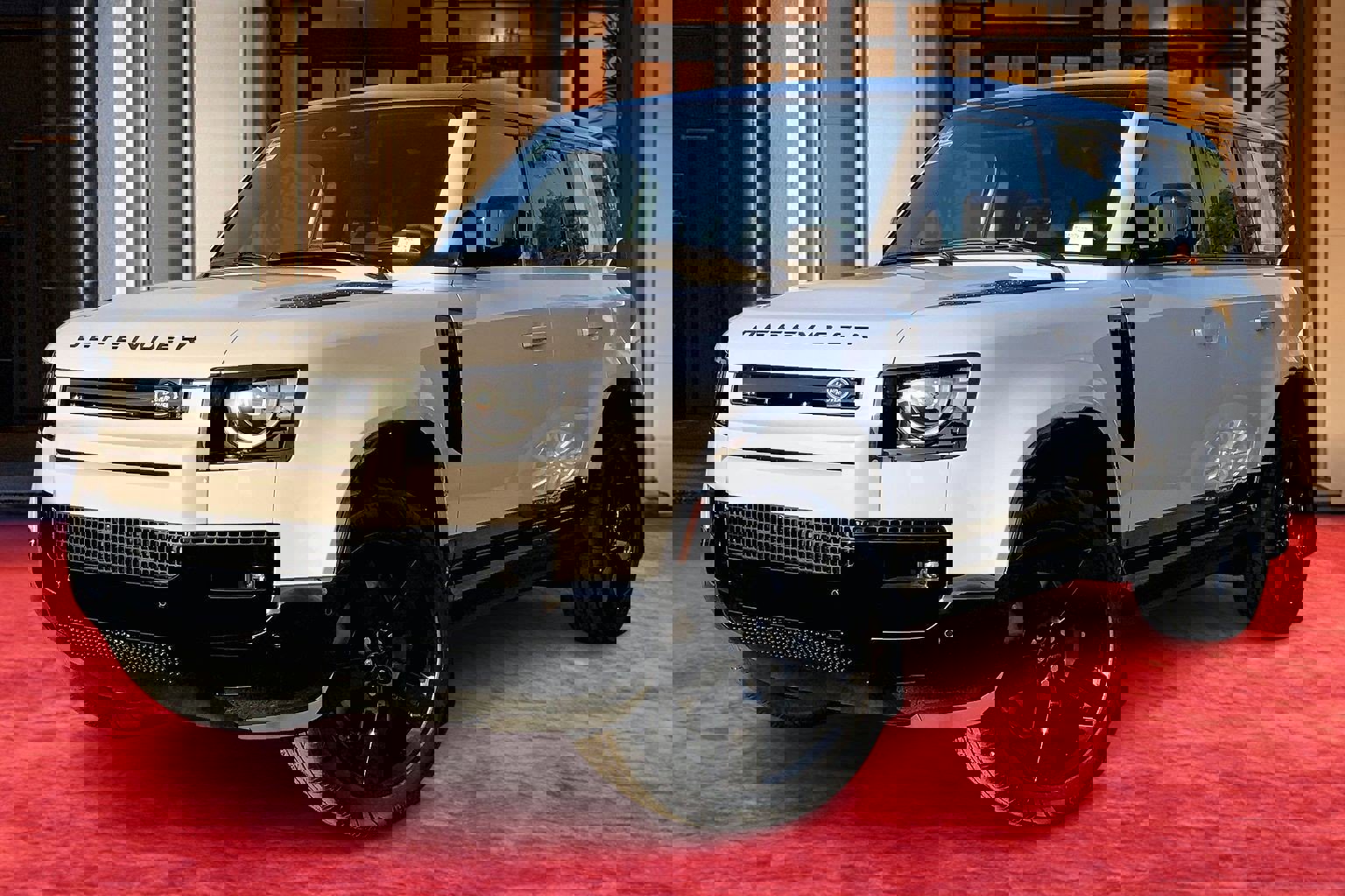 2026 Land Rover Defender X-Dynamic SE's photo