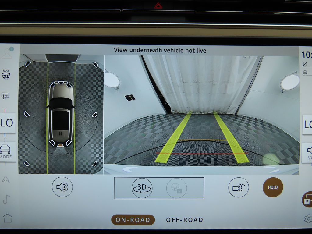 2025 Land Rover Range Rover SE photo 12