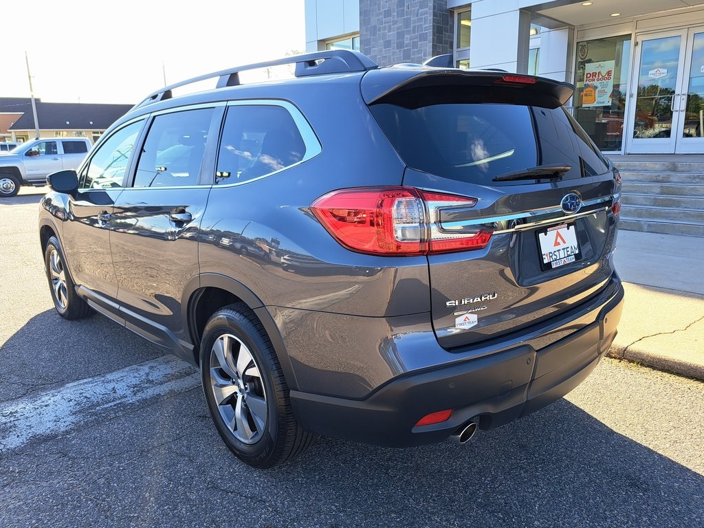 2024 Subaru Ascent Premium photo 2