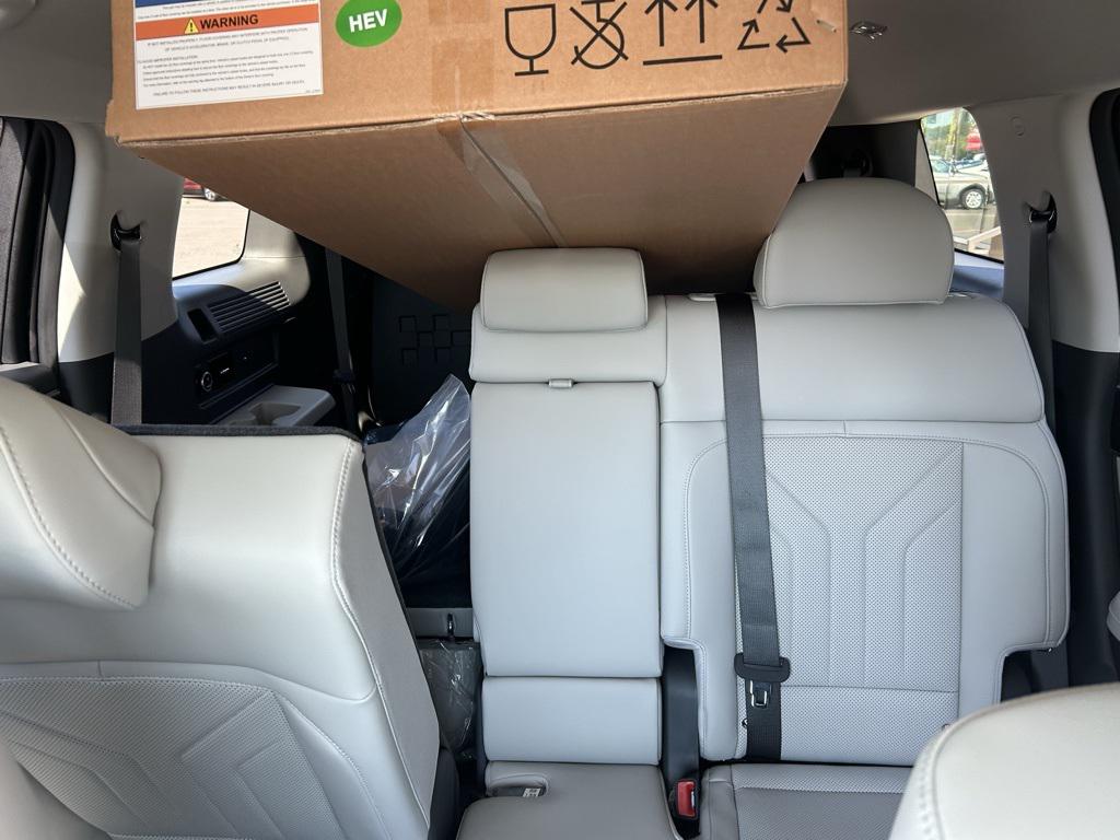 2026 Hyundai Santa Fe SEL photo 14