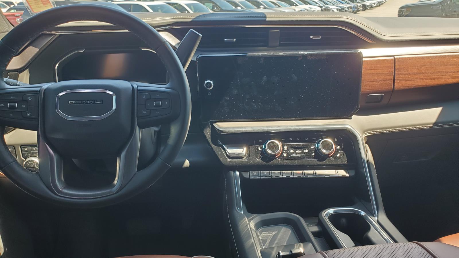 2025 Gmc Sierra 2500 HD Denali Ultimate photo 6