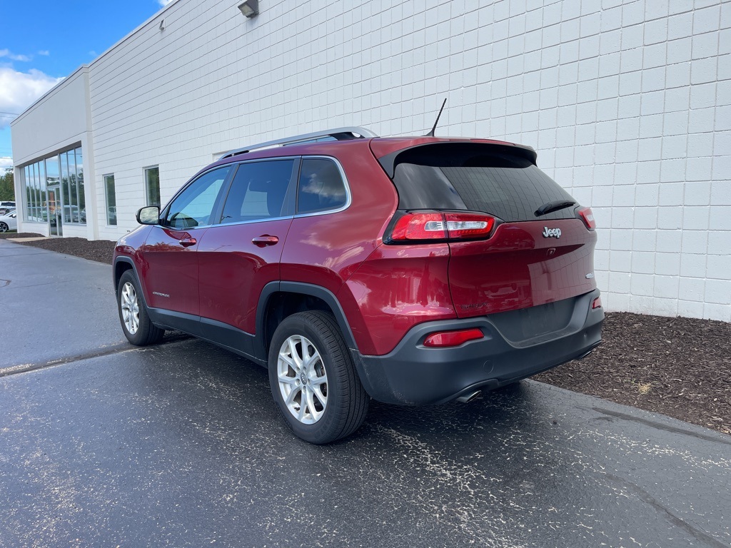 2014 Jeep Cherokee Latitude photo 2