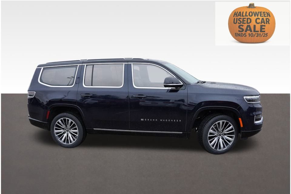 2024 Jeep Grand Wagoneer III photo 2