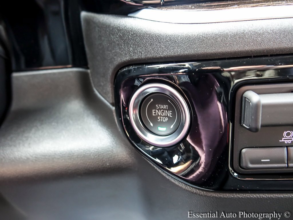 2025 CHEVROLET SILVERADO - Image 13