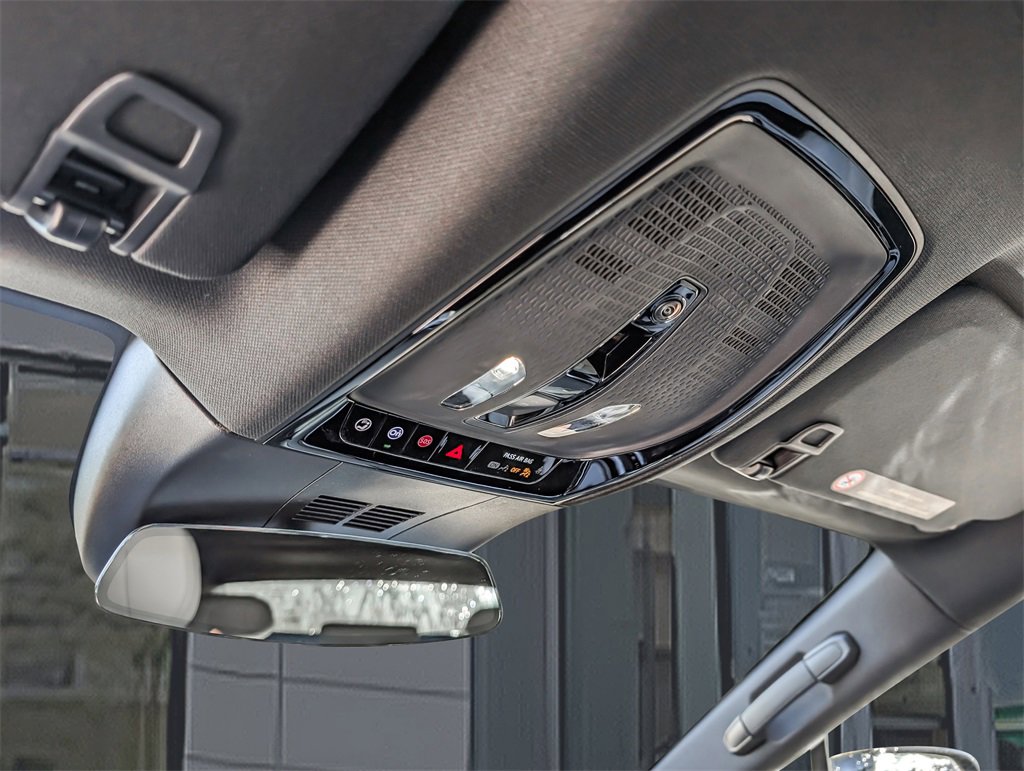 2026 Cadillac Lyriq Luxury photo 31