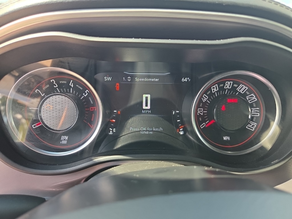 2022 Dodge Challenger R/T photo 14