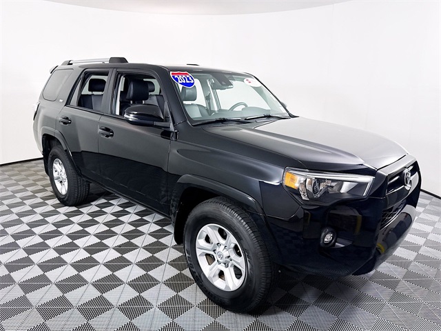2023 Toyota 4Runner SR5 Premium's photo