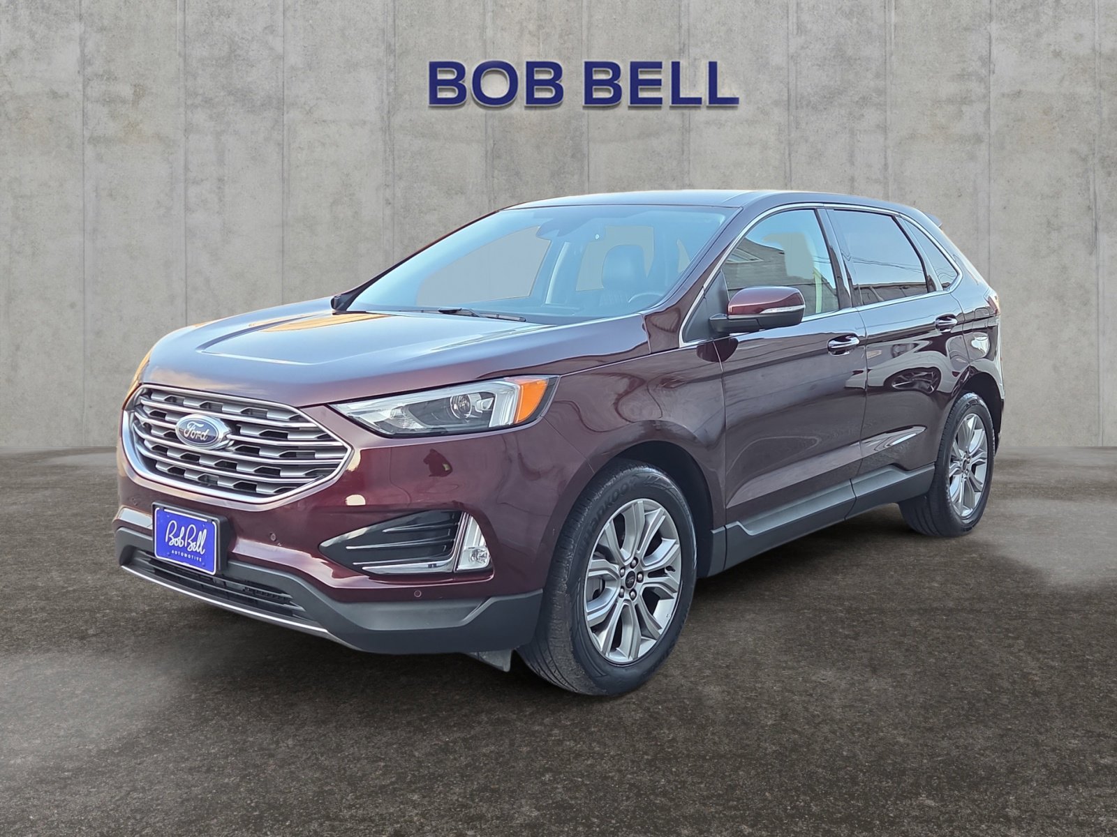 2024 Ford Edge Titanium's photo