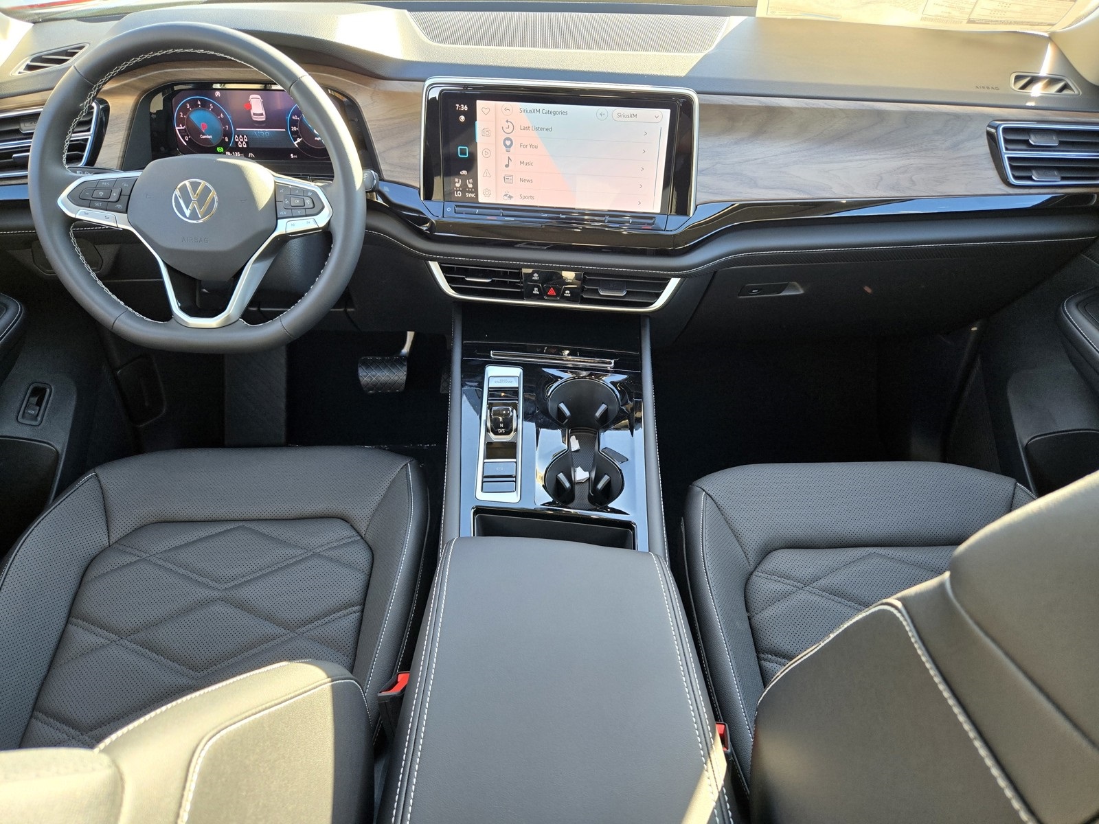 2026 Volkswagen Atlas SE Technology photo 8