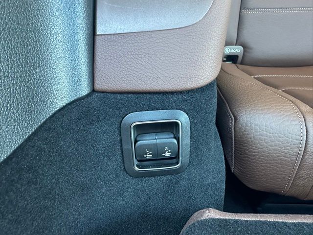 2026 Mercedes Benz GLS 450 4MATIC photo 30