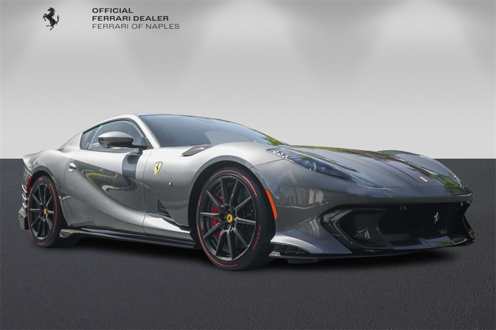 2022 Ferrari 812 Competizione 812 Competizione's photo