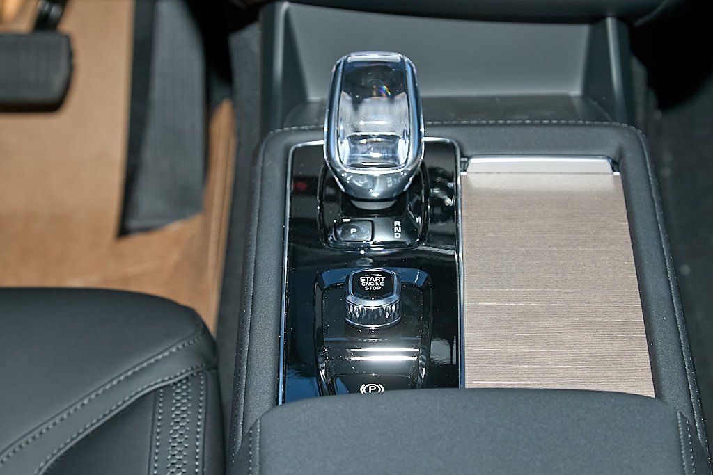 2026 VOLVO XC90 - Image 30
