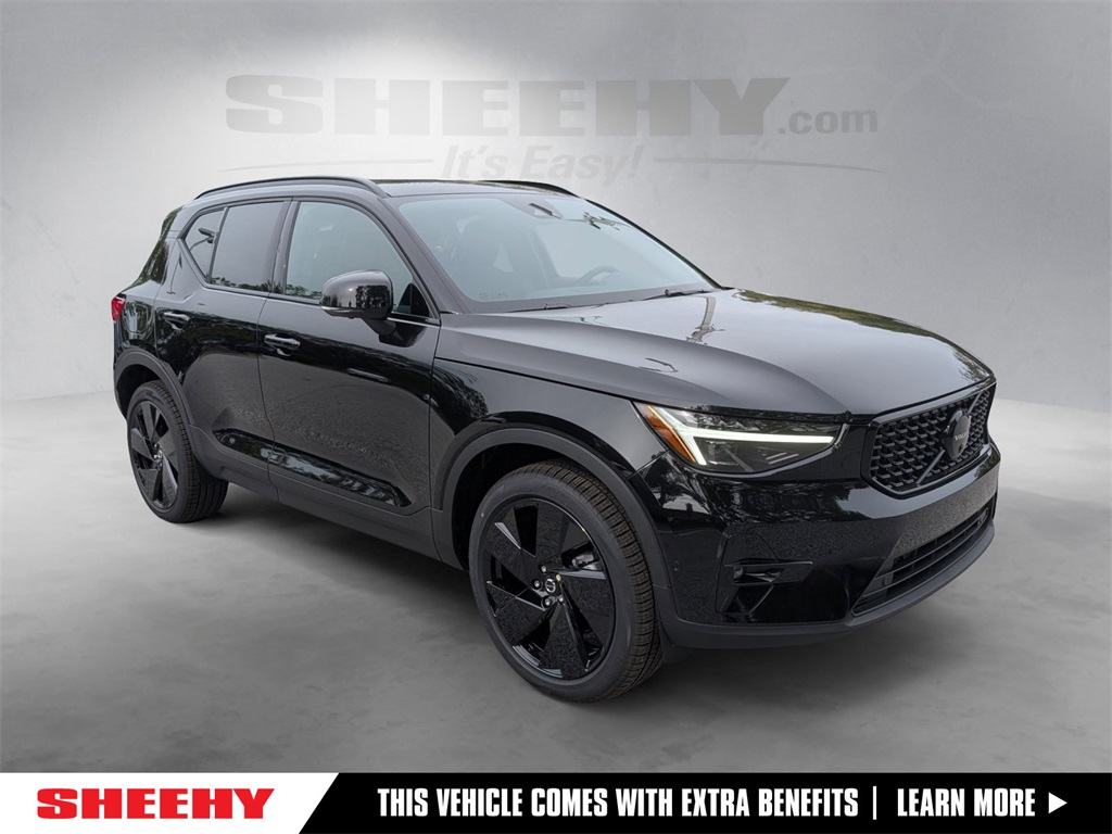 2026 Volvo XC40 Ultra Black Edition's photo