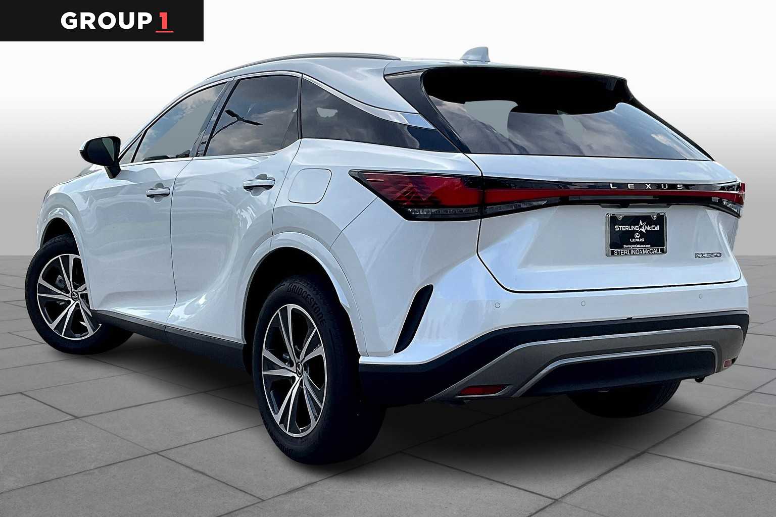 2024 Lexus RX Premium photo 9