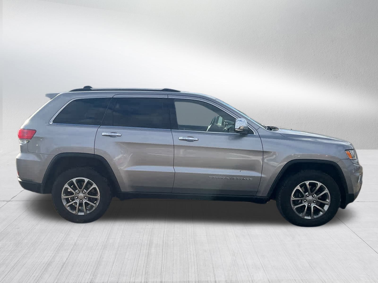 Used 2014 Jeep Grand Cherokee Limited with VIN 1C4RJFBG1EC551268 for sale in Brooklyn Center, MN