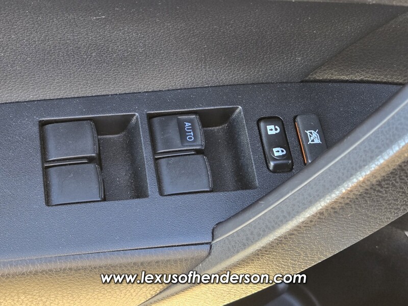 2018 Toyota Corolla L photo 19