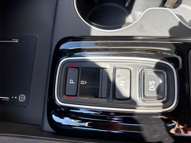 2025 Honda Pilot Touring photo 20
