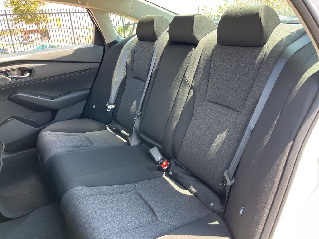 2025 Honda Accord SE photo 11