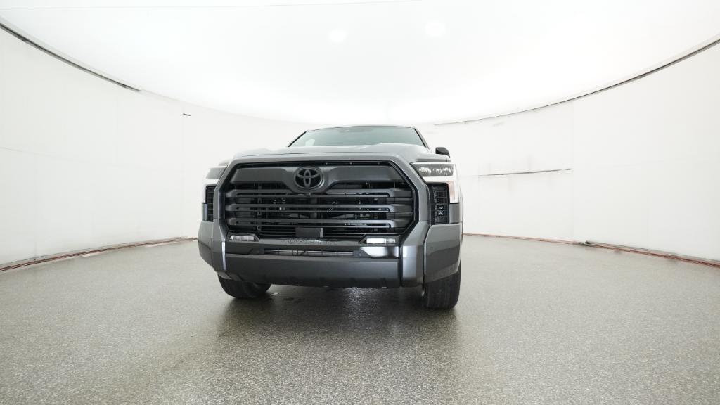2026 Toyota Tundra Limited CrewMax photo 3