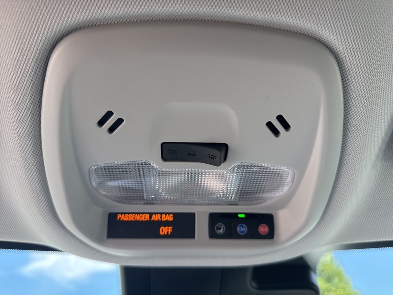 2025 Chevrolet Trax LT photo 21
