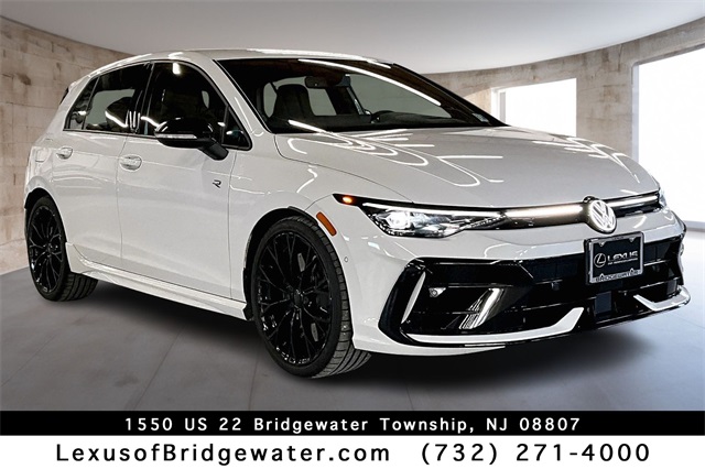 2025 Volkswagen Golf R R's photo