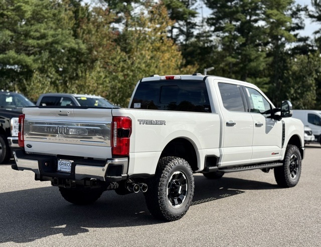 2026 Ford F-350 King Ranch photo 4