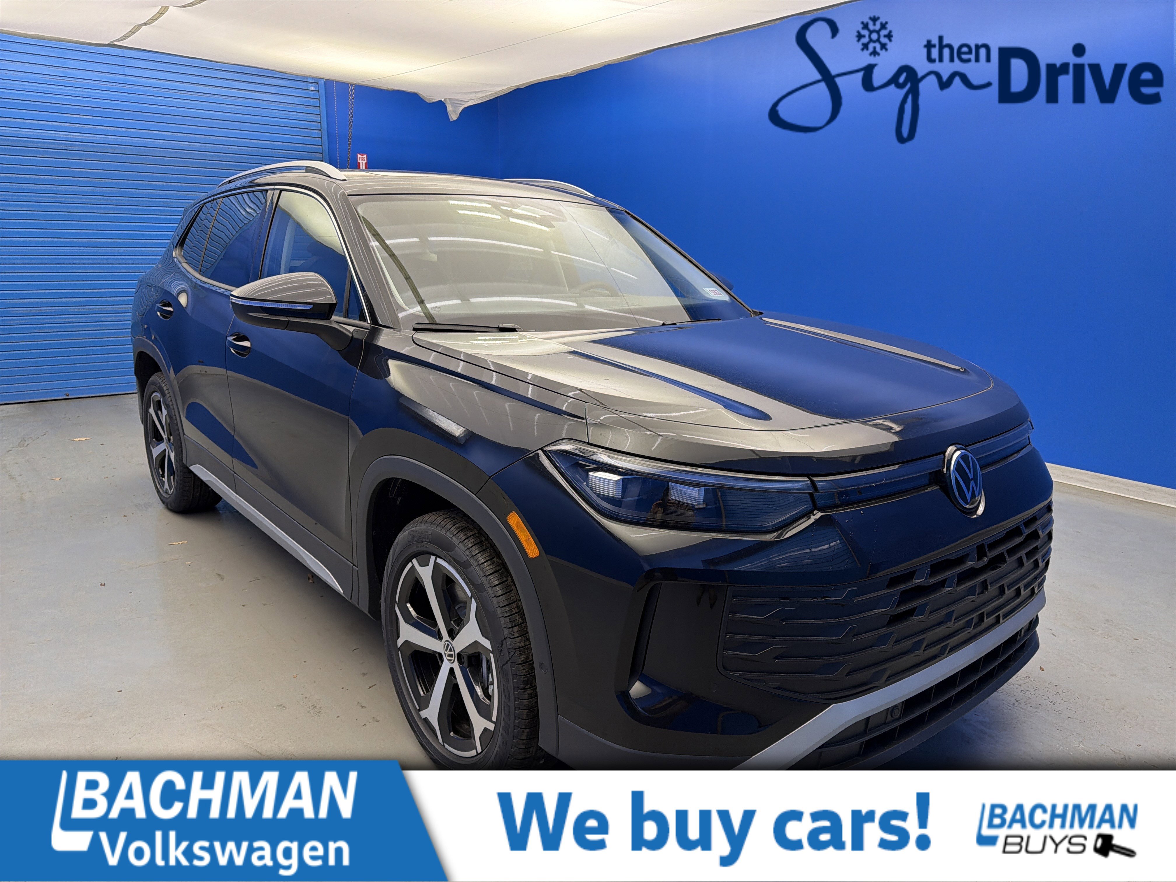 2026 Volkswagen Tiguan SE's photo