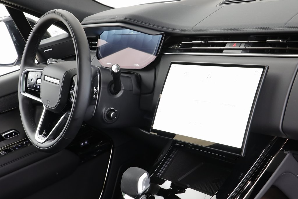 2025 Land Rover Range Rover Sport SE photo 21