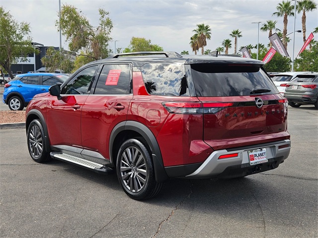 2022 Nissan Pathfinder SL photo 8