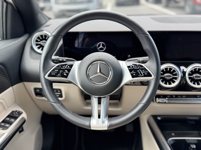 2025 Mercedes Benz GLA 250 4MATIC photo 13