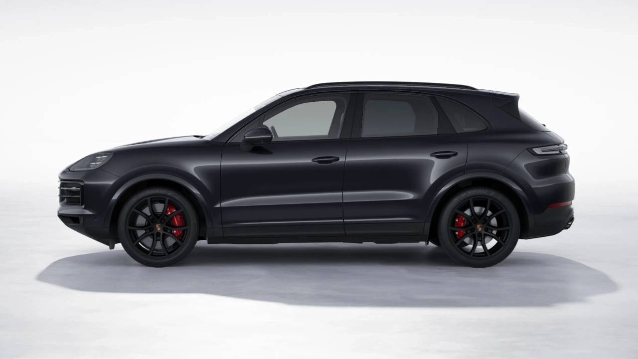 2026 Porsche Cayenne S photo 2