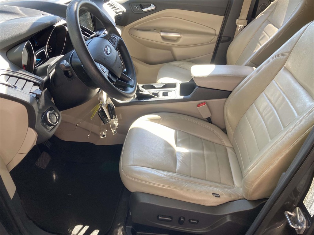 2017 Ford Escape SE photo 13