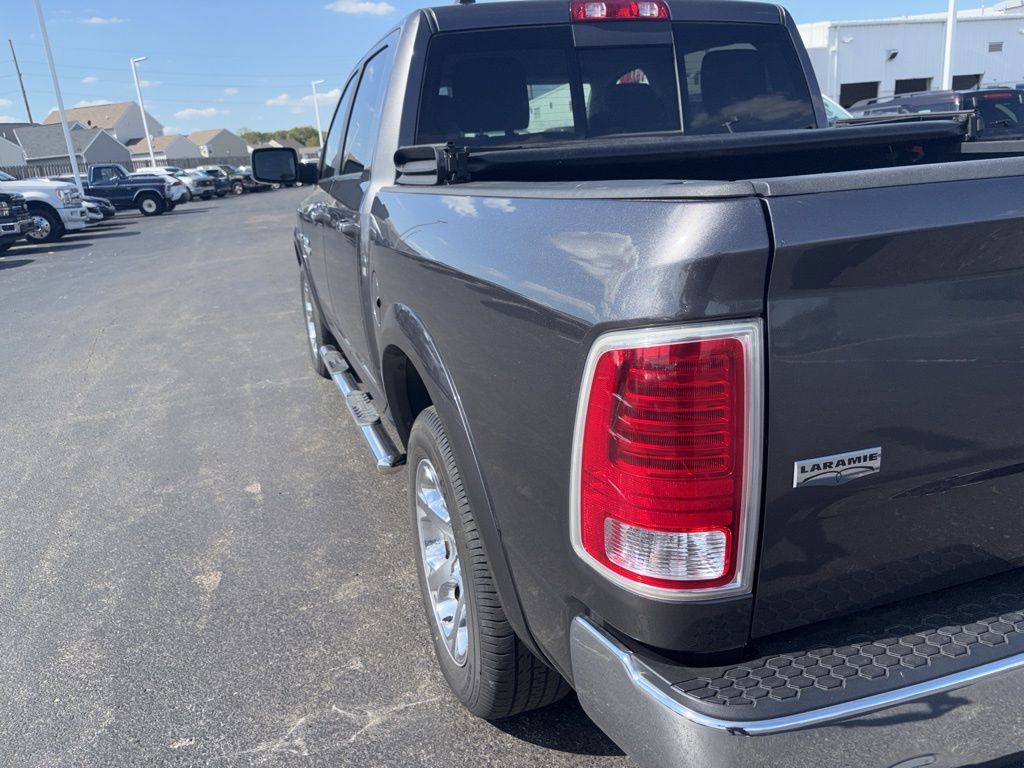2015 Ram 1500 Laramie photo 7