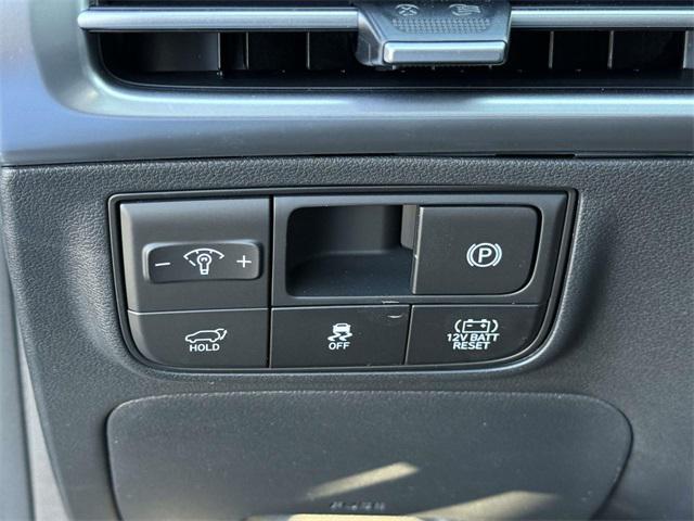 2025 Hyundai Tucson Hybrid Limited photo 30