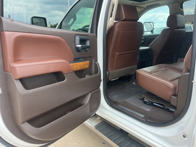2019 Chevrolet Silverado 2500HD High Country photo 38
