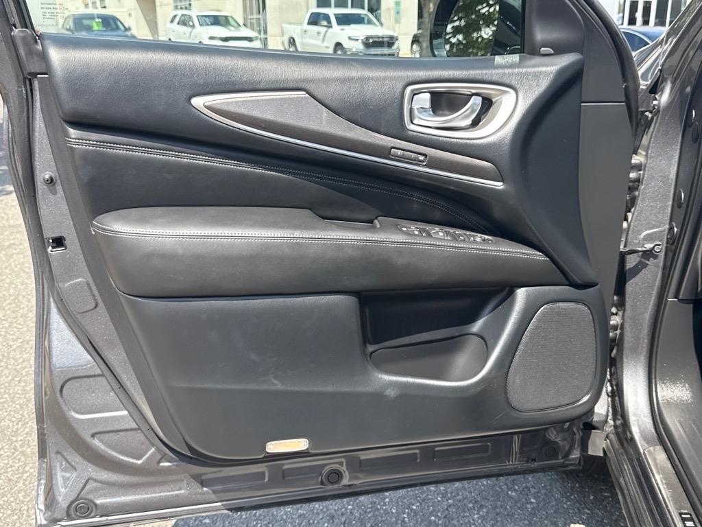 2019 Infiniti QX60 Pure AWD photo 2