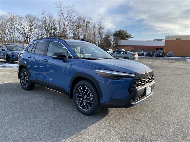 2026 Toyota Corolla Cross XLE's photo