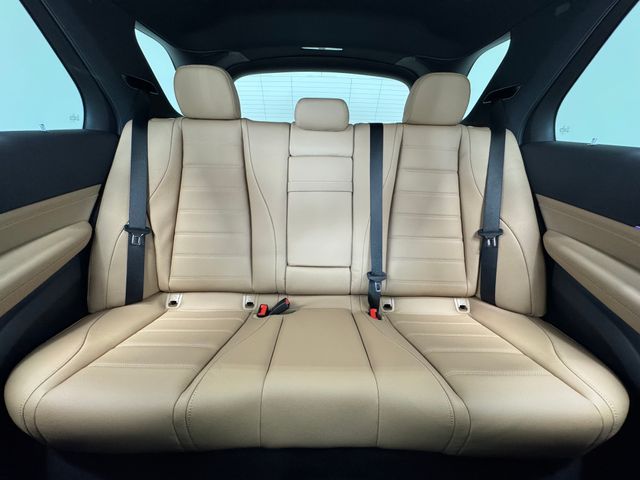 2026 Mercedes Benz GLE 450 4MATIC photo 3
