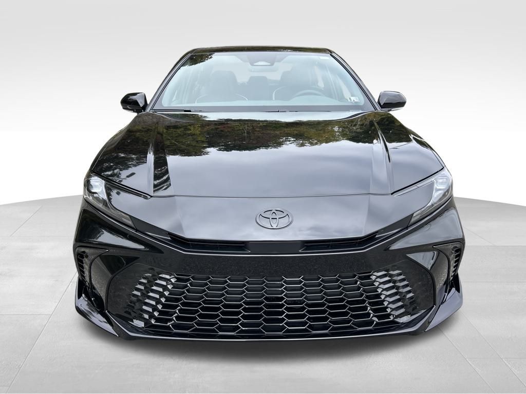 2026 Toyota Camry SE photo 8