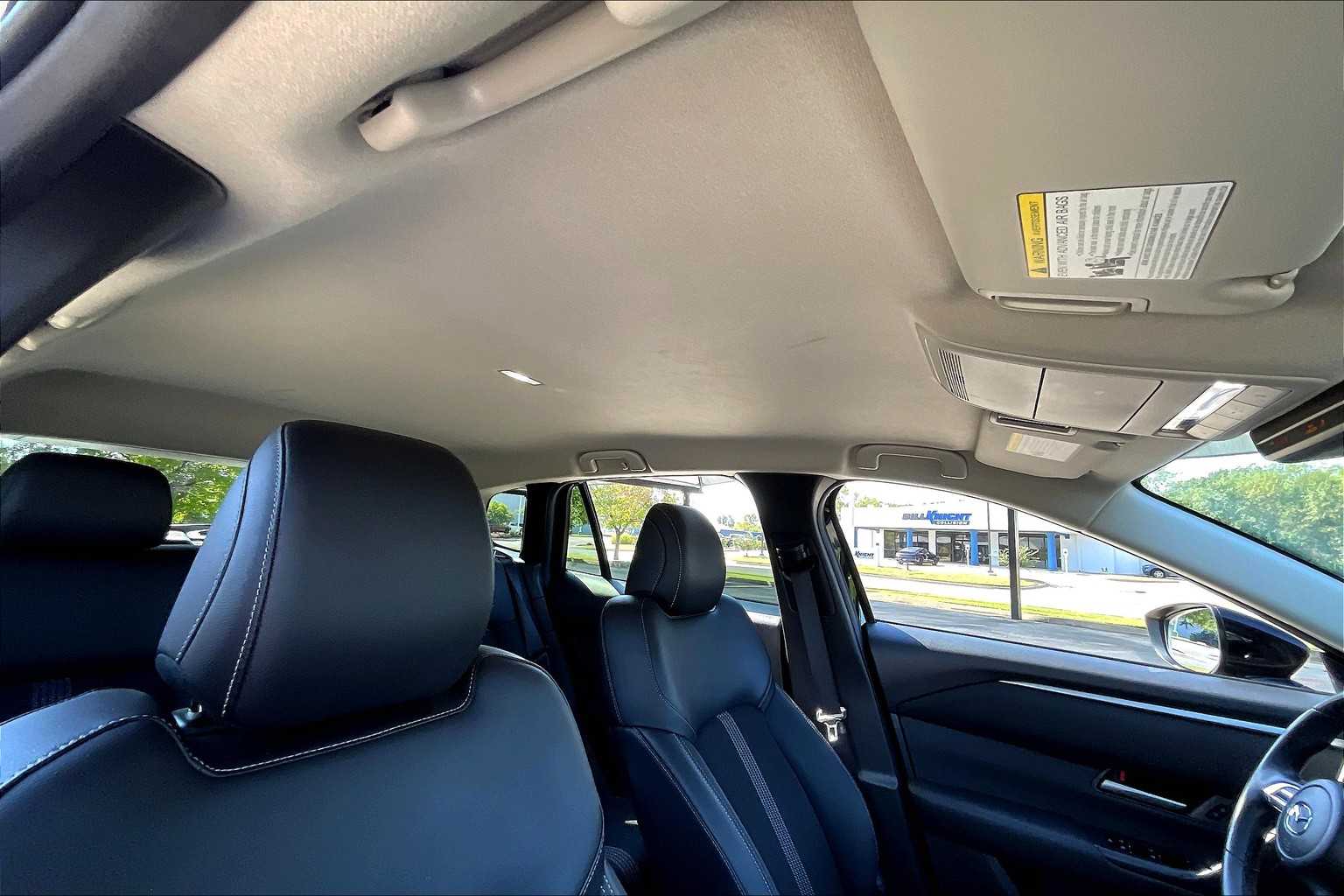 2024 Mazda CX-50 2.5 S Preferred photo 13