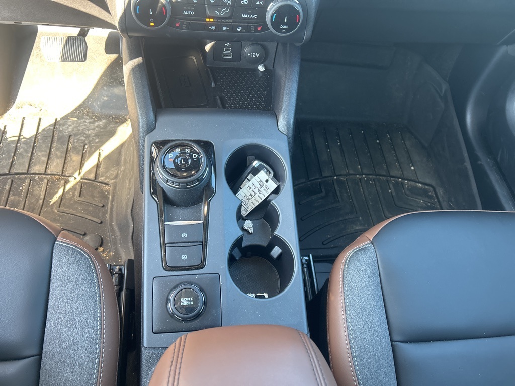 2024 Ford Bronco Sport Outer Banks photo 11