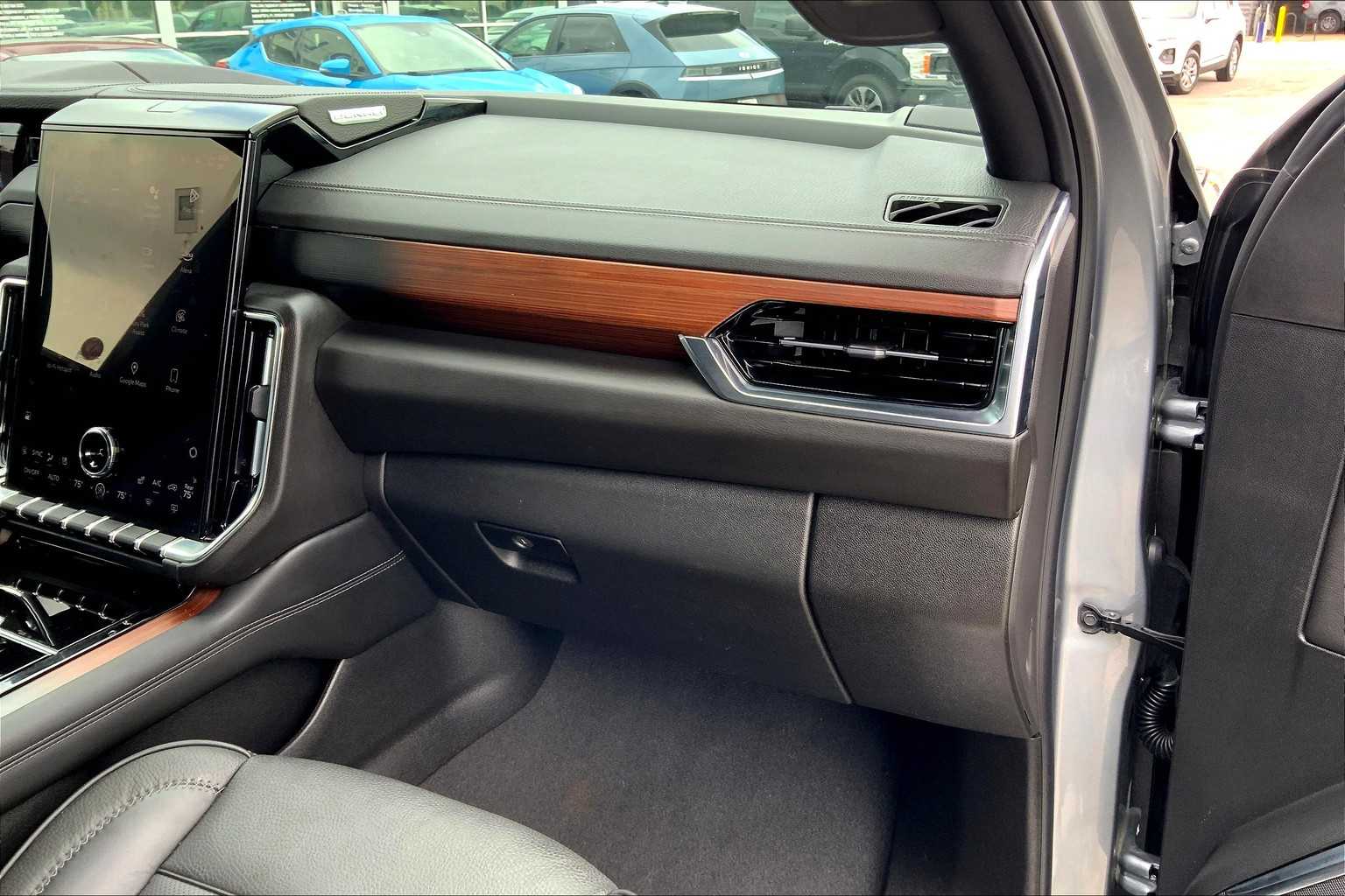 2025 Gmc Yukon Denali photo 33