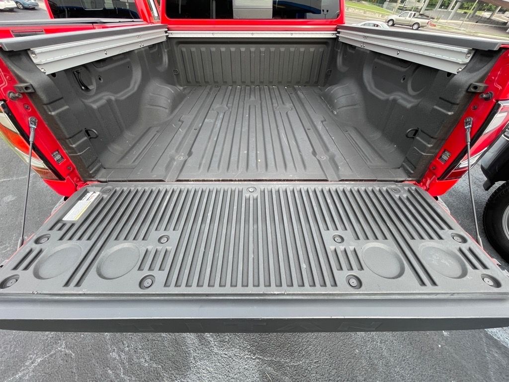 Used 2023 Red Alert Nissan PRO-4X image 28