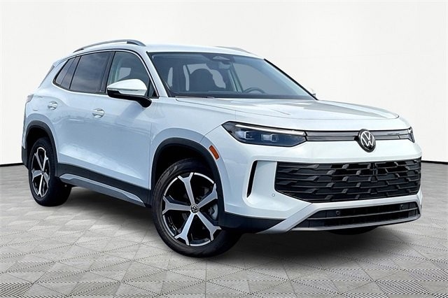 New Volkswagen Tiguan For Sale in Everett | Rairdon's
