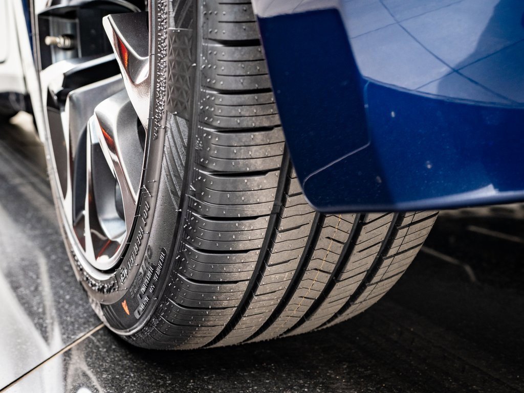 2017 Nissan 370Z Sport photo 33