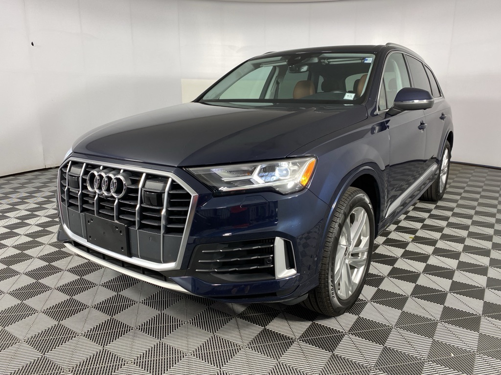 2023 Audi Q7 55 Premium Plus photo 2