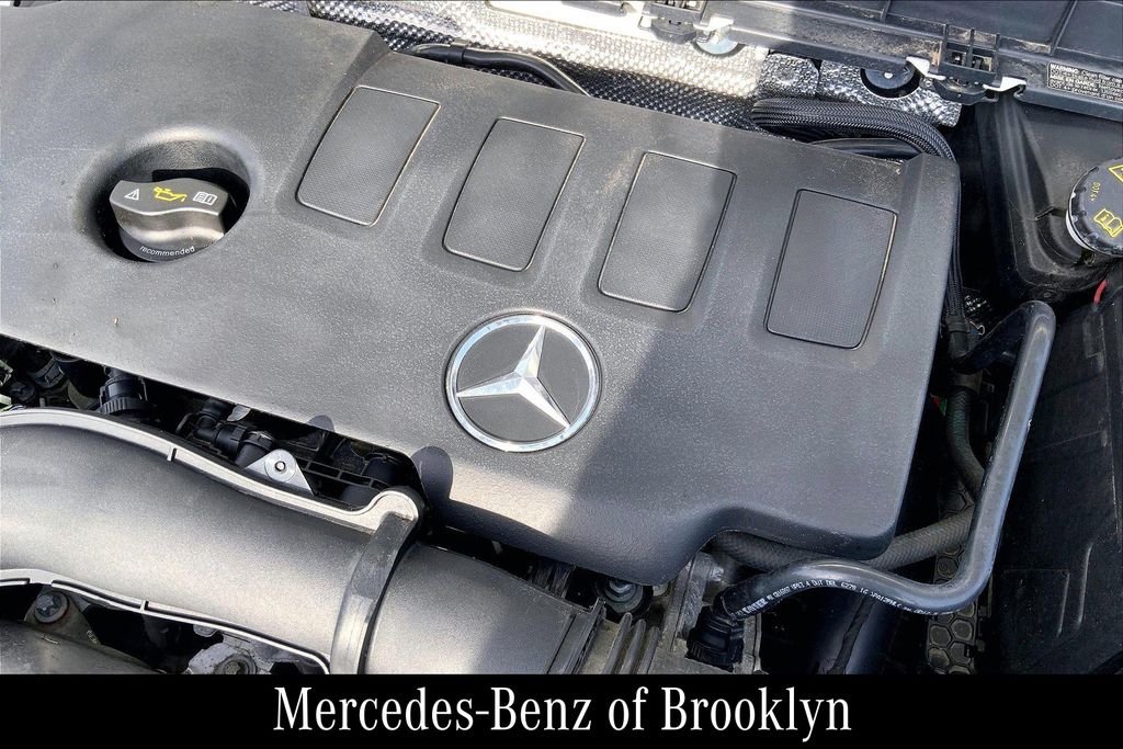 2021 Mercedes Benz GLB 250 4MATIC photo 32