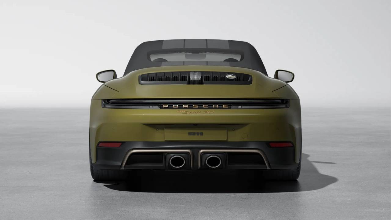 2026 Porsche 911 4 GTS photo 7
