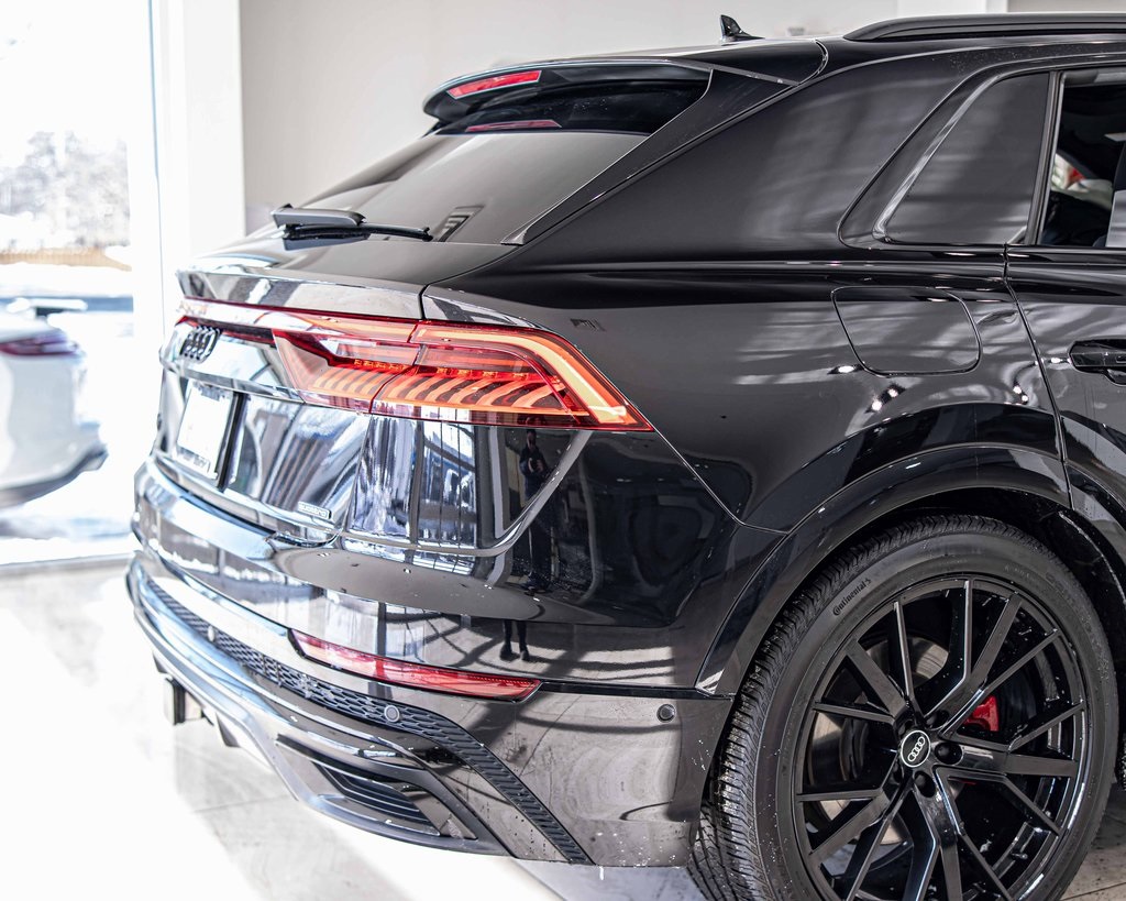 2021 AUDI Q8 - Image 12